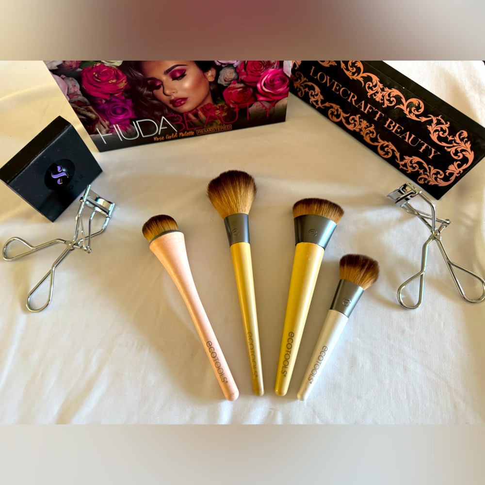 ❤️NWOT❤️ECOTOOLS❤️MAKE UP BRUSHES❤️4 TOTAL❤️